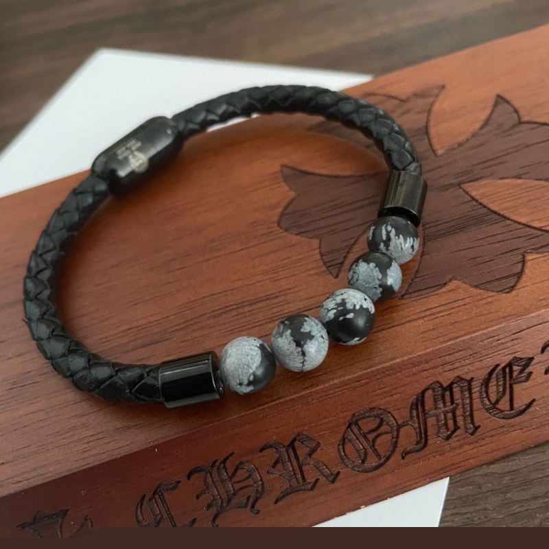 Ch**me He**ts bracelets